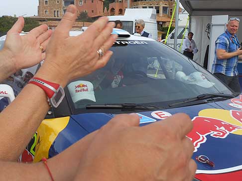 Rally WRC - Suggestivi momento dellarrivo della Citroen racing di Hirvonen al Rally WRC in Sardegna. Foto by Automania